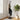 Appendiabiti Jerry nero utilizzato in ambiente domestico con giacca e accessori