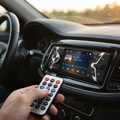 Autoradio 1 DIN con display 4 pollici installata nell'abitacolo