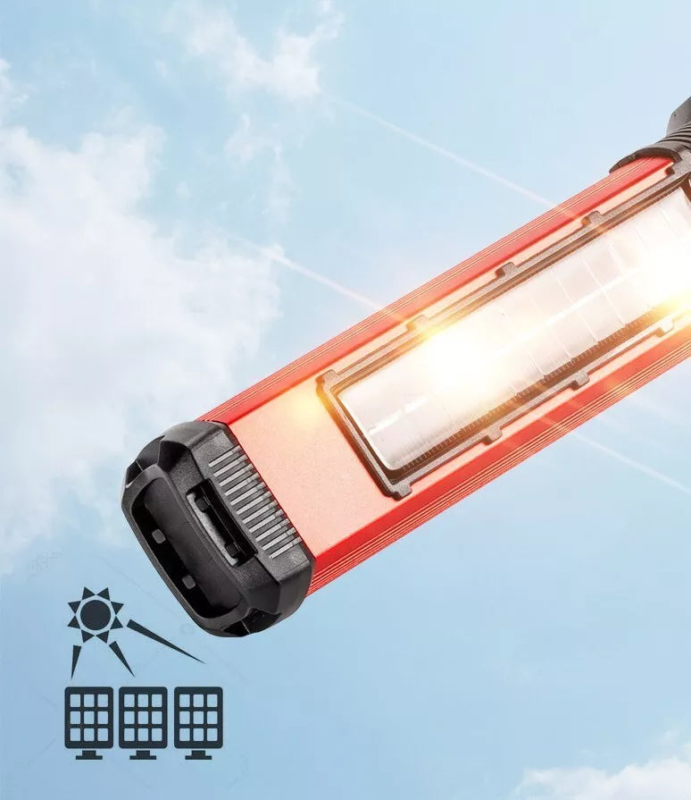 Torcia LED Tattica Militare Ricaricabile USB e Solare, Ultra Potente IP66